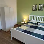 Accogliente Bilocale Comodo Per Aeroporto E Centro *