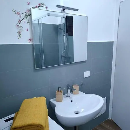 Accogliente Bilocale Comodo Per Aeroporto E Centro * Caselle Torinese