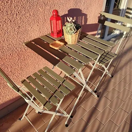 Accogliente Bilocale Comodo Per Aeroporto E Centro Казелле-Торинезе