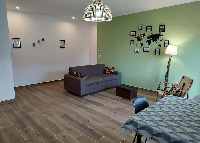 Accogliente Bilocale Comodo Per Aeroporto E Centro *